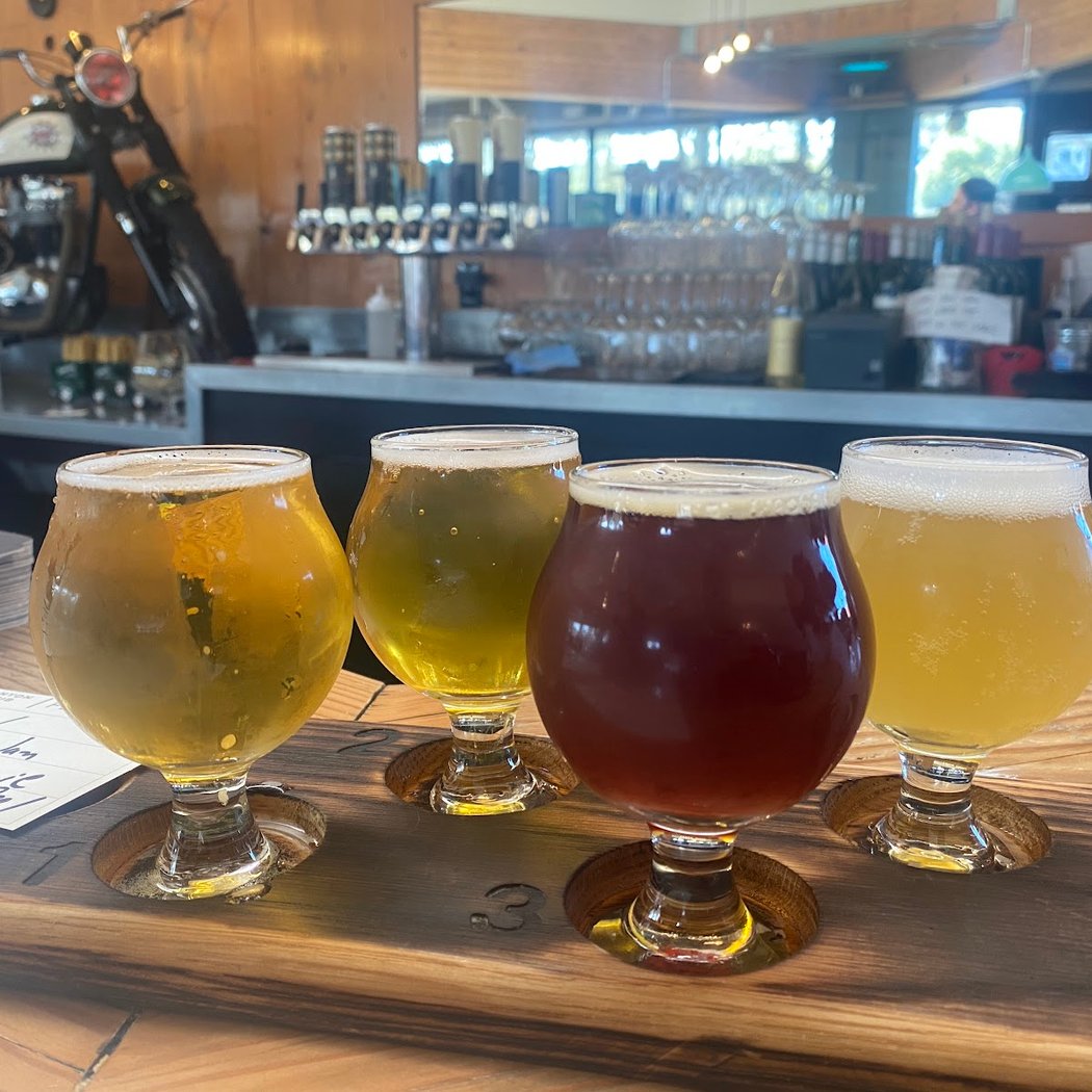 Live Music at Canyon Club Brewery 1